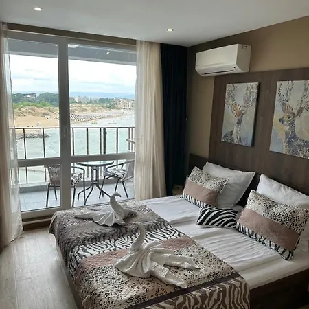 Sea View Private Paradiso B 508 Apartmanhotel