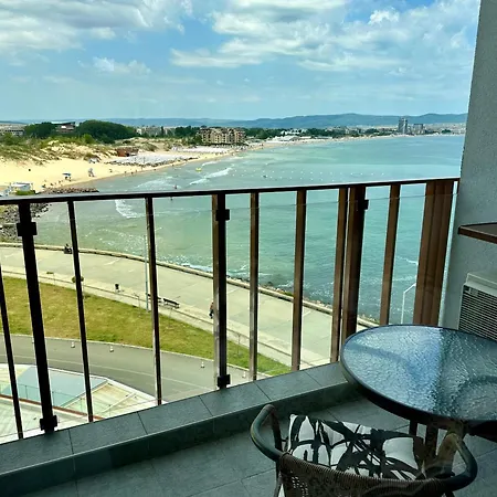 Sea View Private Paradiso B 508 Apartmanhotel